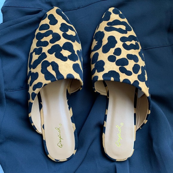 NEW Leopard Print Mule - Picture 2 of 5
